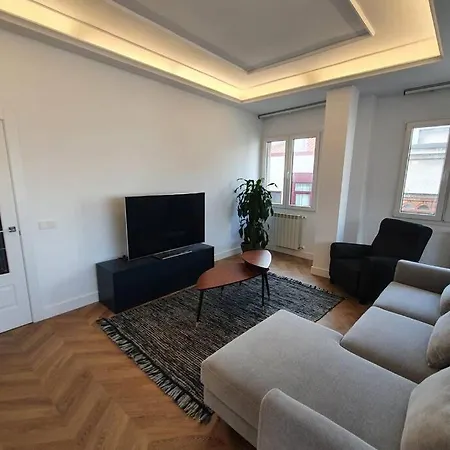 Apartmán Llara - Amplitud Y Calidad En El Centro 4 Hab - 8 Personas *